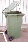 Contenitore con ruote Tipo RV 83. Capacit lt. 120 e 240